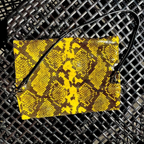 Dooney & Bourke Faux Snakeskin Clutch/Handbag - Picture 2 of 7